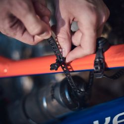 TWIST Fixation magnétique gourde tube & cadre 