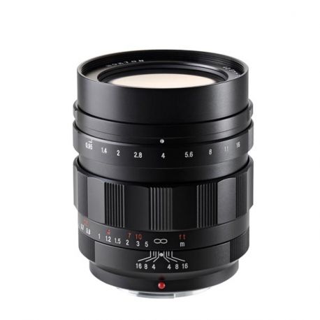 Nokton 42,5 mm/F0,95 - Objectif noir - Micro 4/3 Nokton 42,5 mm/F0,95 - Objectif noir - Micro 4/3